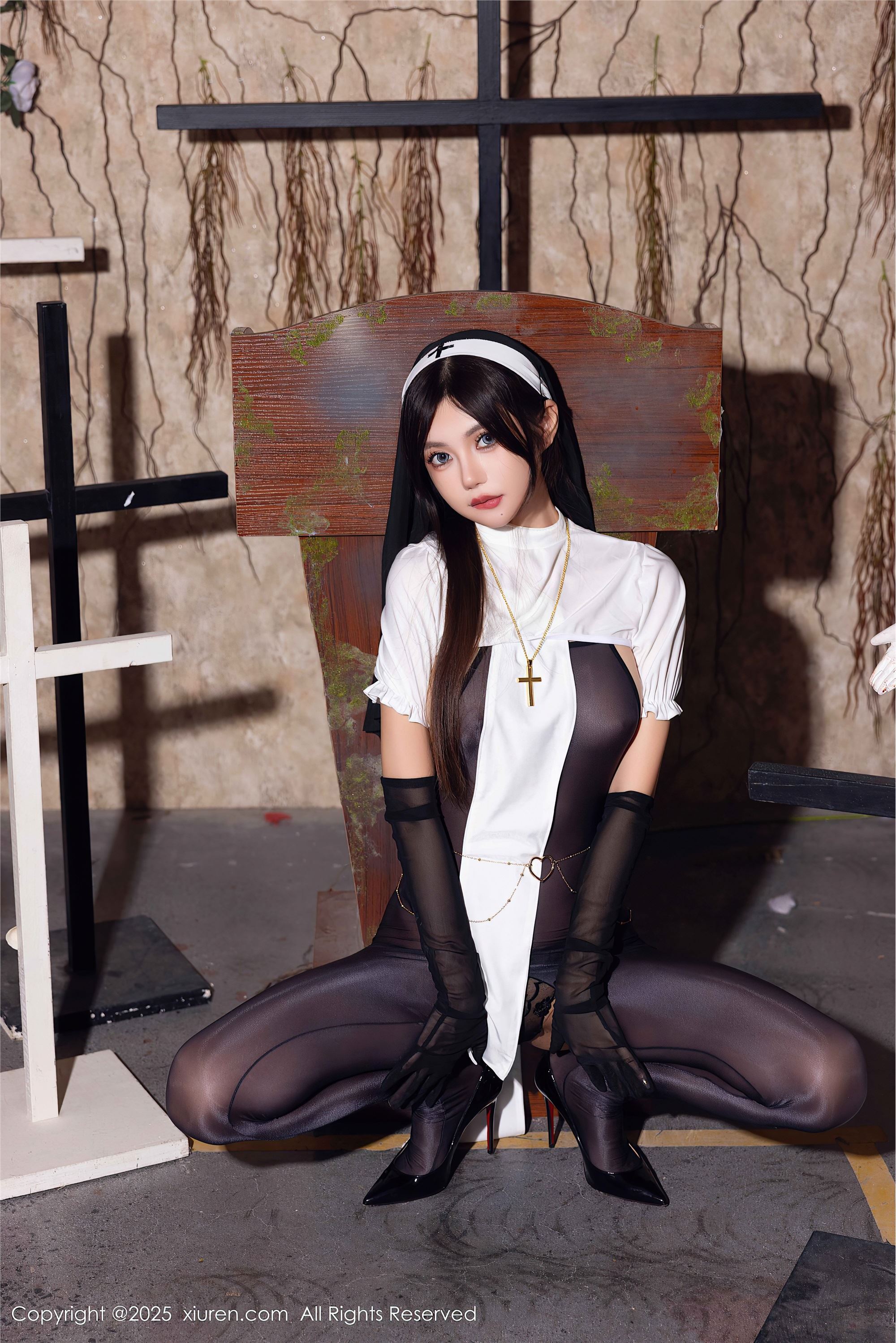 Xiuren秀人网 2025.01.17 NO.9774 绮里嘉ula